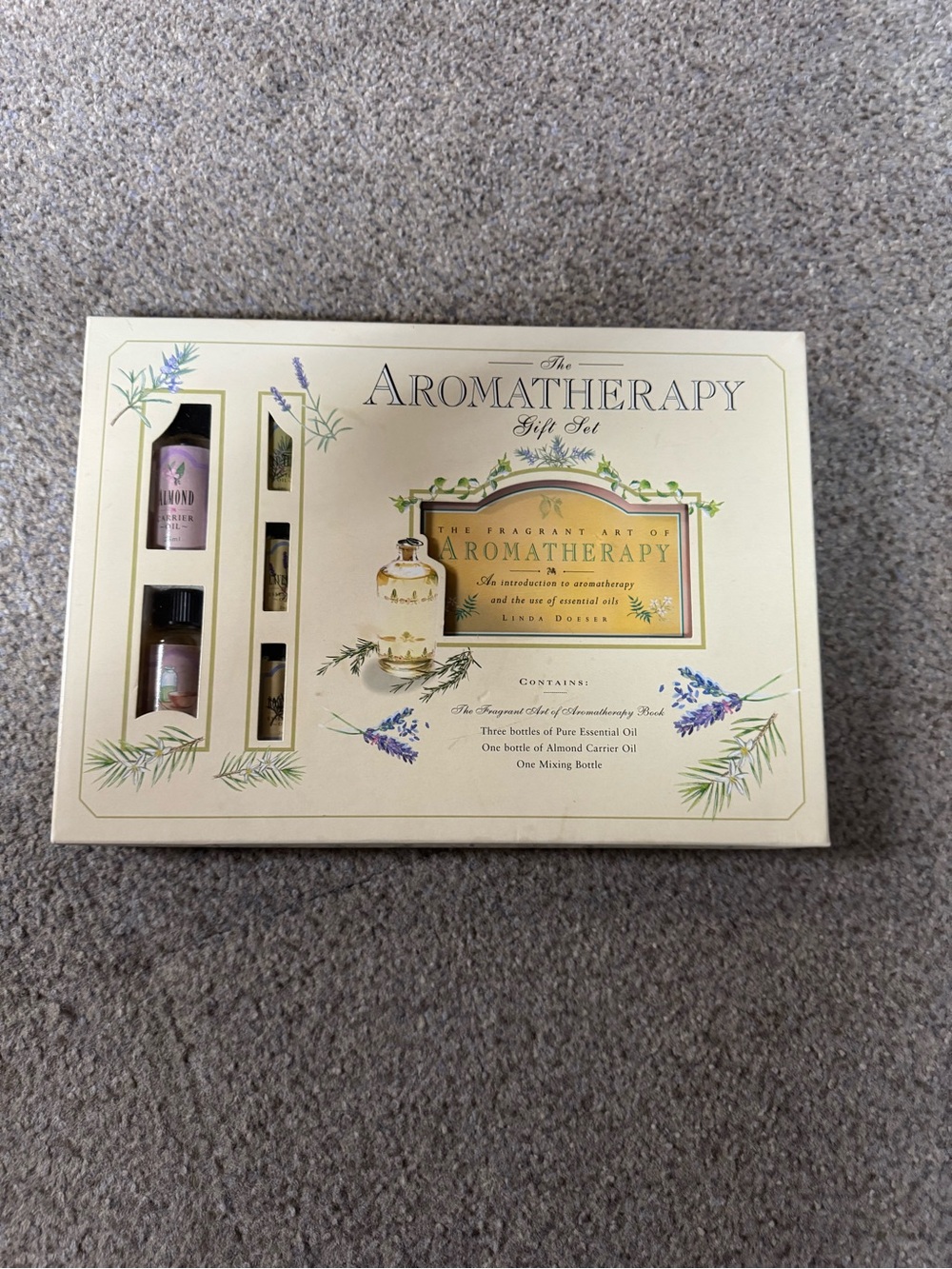 Aromatherapy Gift Set - Lavender & Neutral Bath & Body Collection